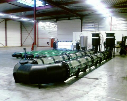 1.2m U‑bend tube with automated cleaning system 1.2m HDPE tube with U-bend and automatic sponge cleaning stations