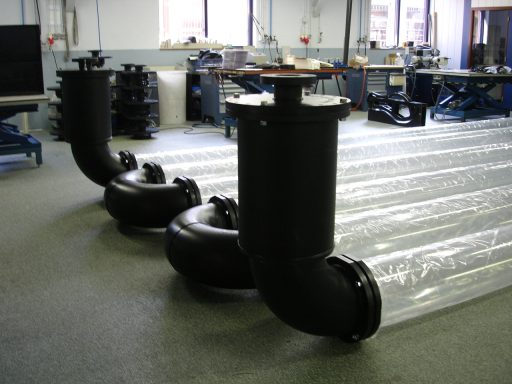 20cm tube system – sponge docking for cleaning 20cm HDPE tube system with sponge docking stations