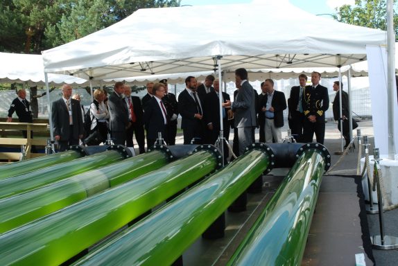 Royal visit – Crown Prince Haakon at algae technology stand Crown Prince Haakon of Norway visiting HDPE algae stand with delegation